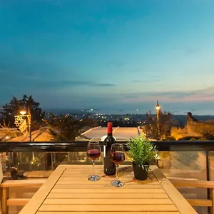 https://old-town-view-apartment.hotels-of-thessaloniki.com