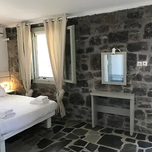 https://plan-b-holidays.hotels-in-mykonosisland.net